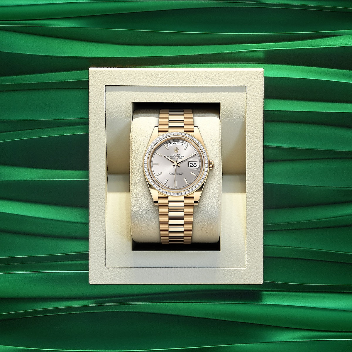 Day-Date 40, 18k Yellow Gold with Diamond-set, 40mm, Ref# 228398tbr-0040